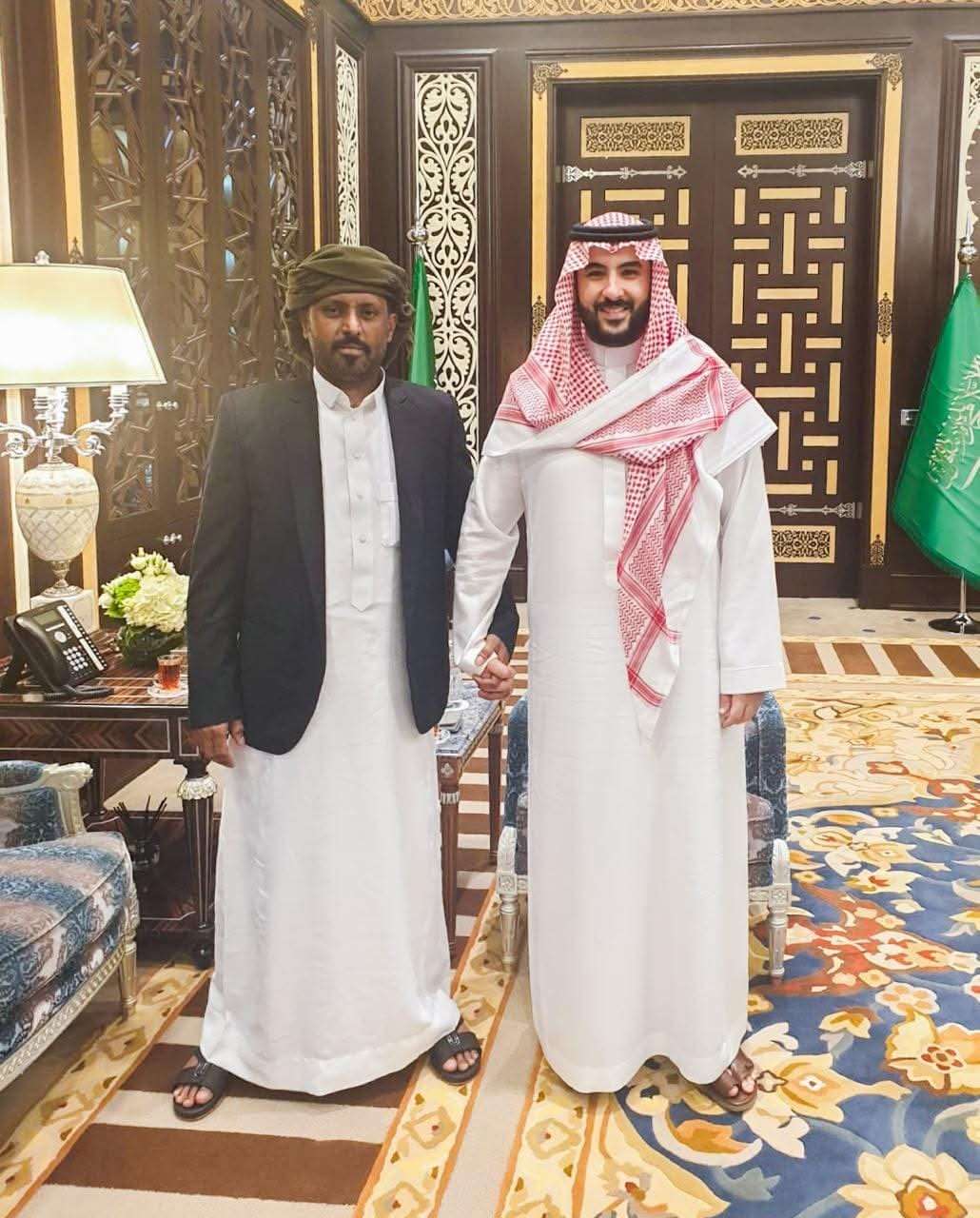 عاجل:خالد بن سلمان يتدخل لخفض التوتر في حضرموت والكشف عن ماحدث مع بن حبريش(صورة)